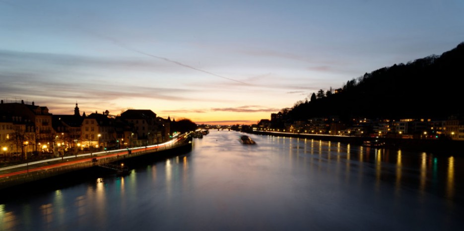 Sonnenuntergang am Neckar in Heidelberg