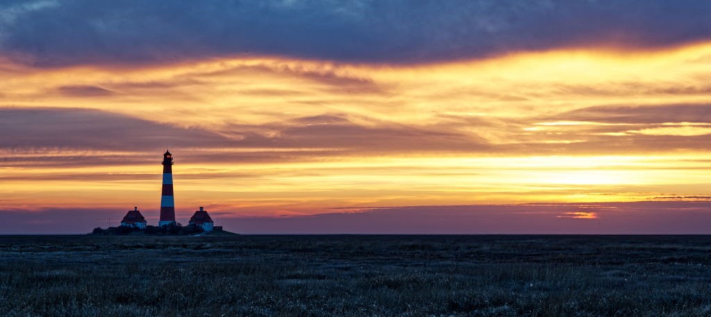 Sonnenuntergang am Leuchtturm von Westerhever
