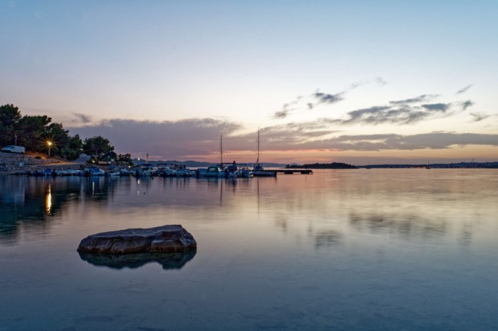 Kroatien - Sonnenuntergang an der Adriaküste bei Drage